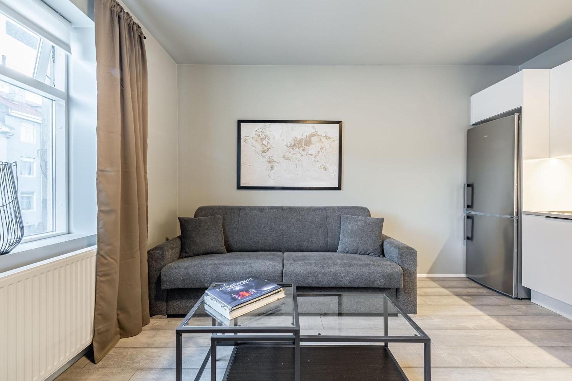Astro Laugavegur Apartamento Reykjavík Exterior foto